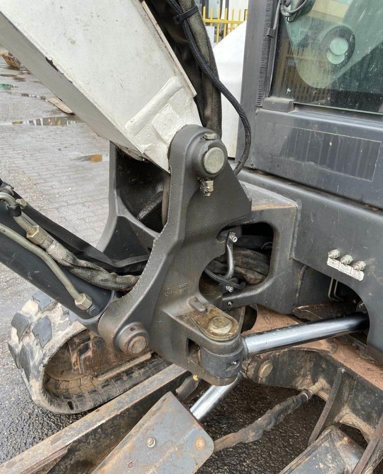 2012 BOBCAT E32 - Image 9