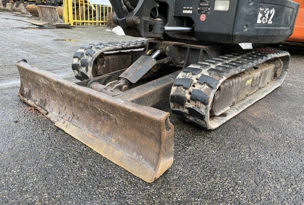 2012 BOBCAT E32 - Image 14