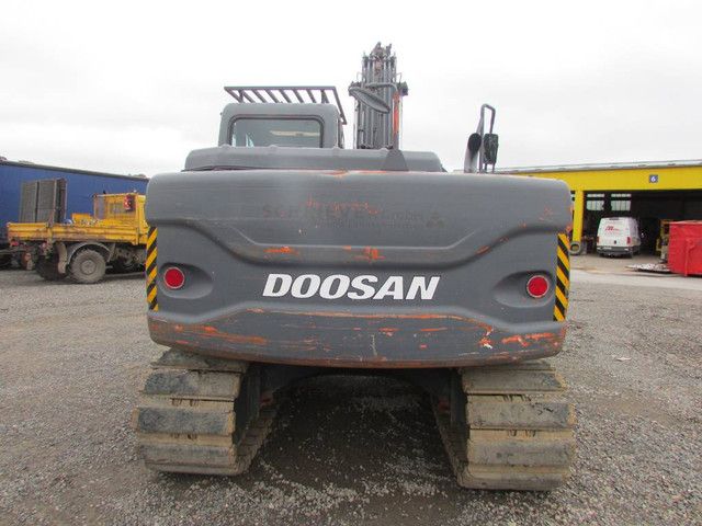 2009 Doosan DX 140 LC - Image 11
