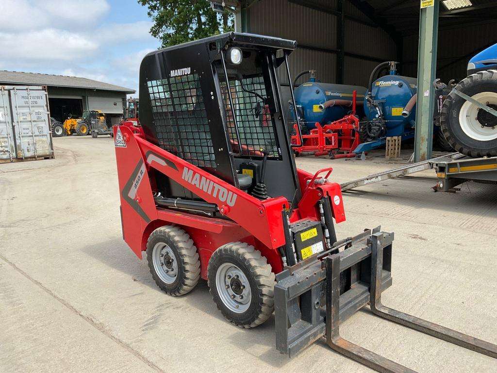 2021 Manitou 850R