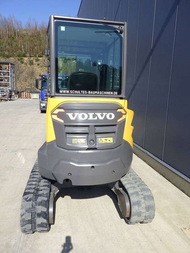 2022 Volvo ECR25D Mini excavator - Image 6