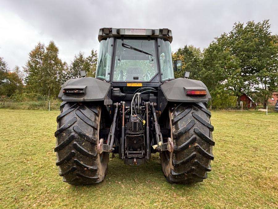2000 Massey Ferguson 6290 Tractor with front loader and attachments - Image 25