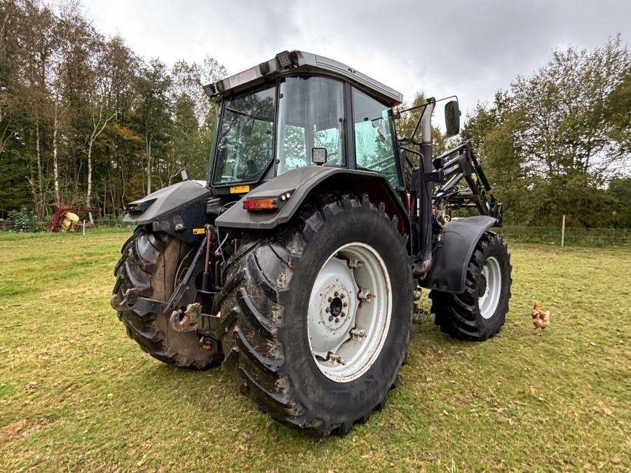 2000 Massey Ferguson 6290 Tractor with front loader and attachments - Image 26