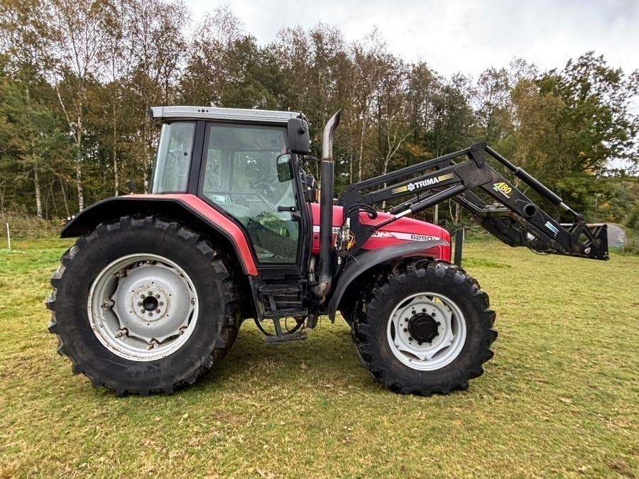 2000 Massey Ferguson 6290 Tractor with front loader and attachments - Image 27