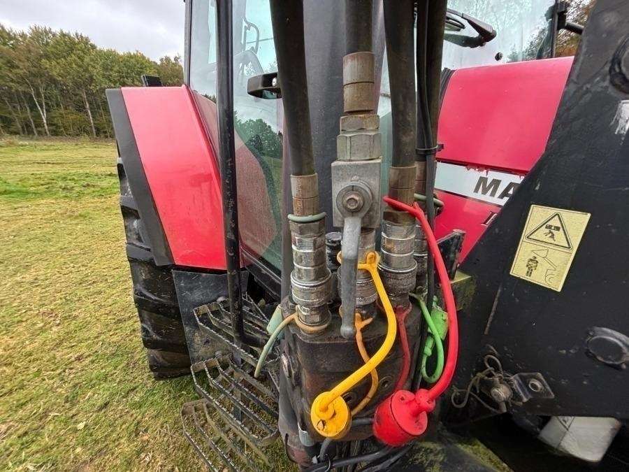 2000 Massey Ferguson 6290 Tractor with front loader and attachments - Image 36