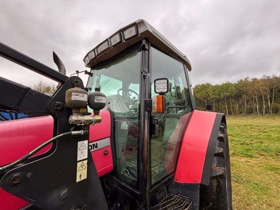 2000 Massey Ferguson 6290 Tractor with front loader and attachments - Image 45