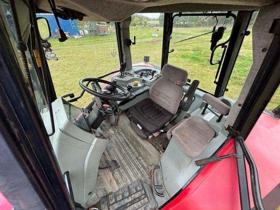 2000 Massey Ferguson 6290 Tractor with front loader and attachments - Image 57
