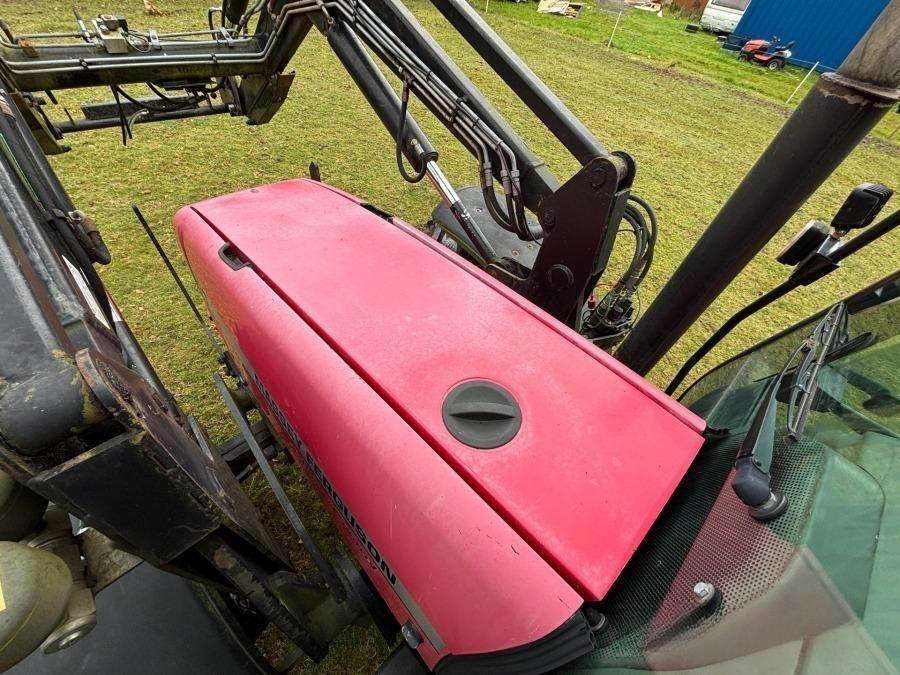 2000 Massey Ferguson 6290 Tractor with front loader and attachments - Image 77