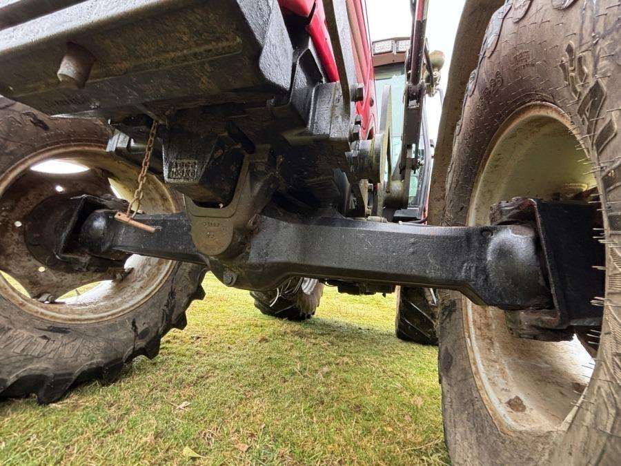 2000 Massey Ferguson 6290 Tractor with front loader and attachments - Image 94