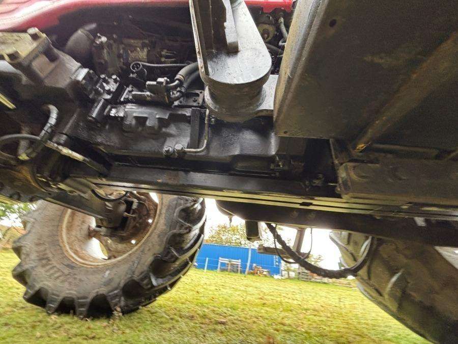 2000 Massey Ferguson 6290 Tractor with front loader and attachments - Image 96