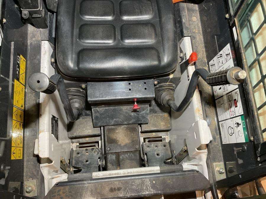 2016 Bobcat S70 Skid loader - Image 13