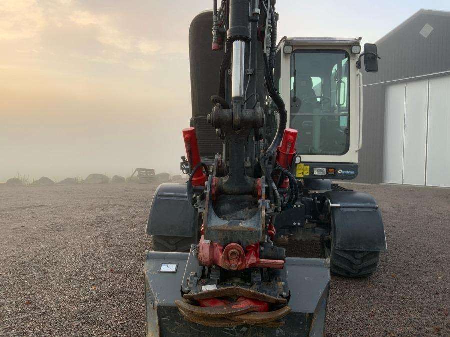 2016 Terex TW85 excavator with trailer and attachments - Image 151