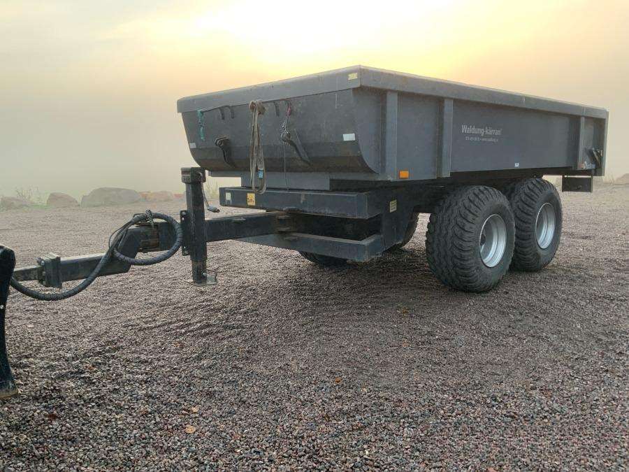 2016 Terex TW85 excavator with trailer and attachments - Image 20