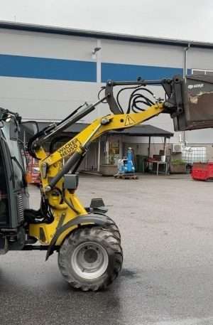 2016 Wacker Neuson WL25 Loader with bucket and forks