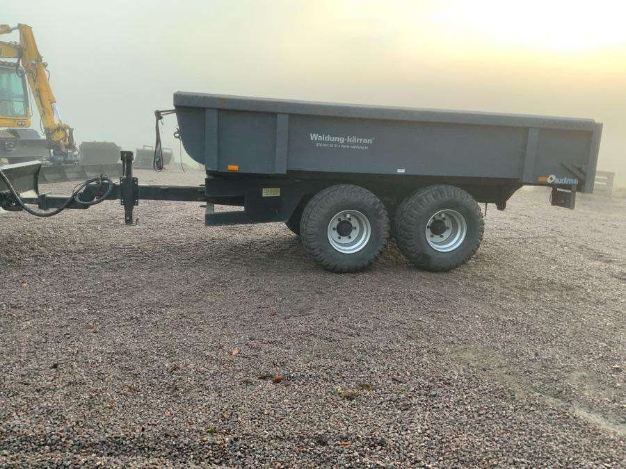 2016 Terex TW85 excavator with trailer and attachments - Image 22