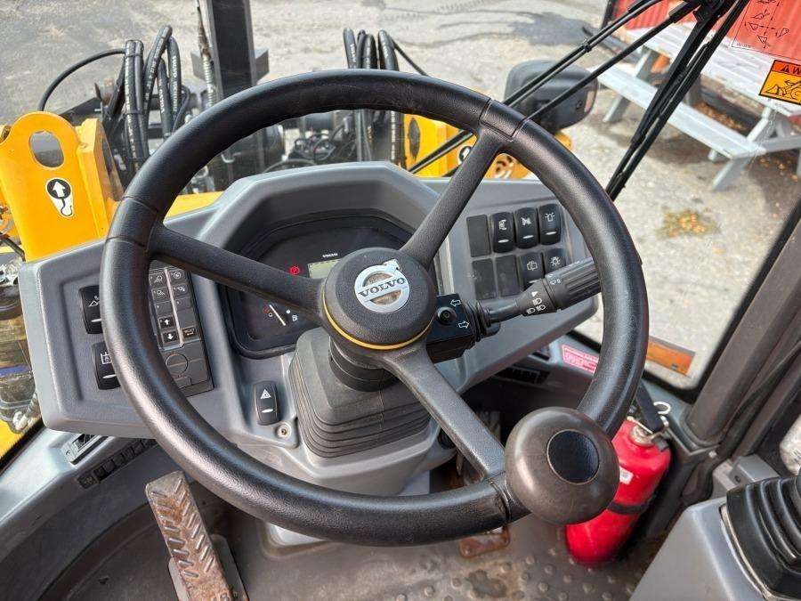 2017 Volvo L35G Loader - Image 26