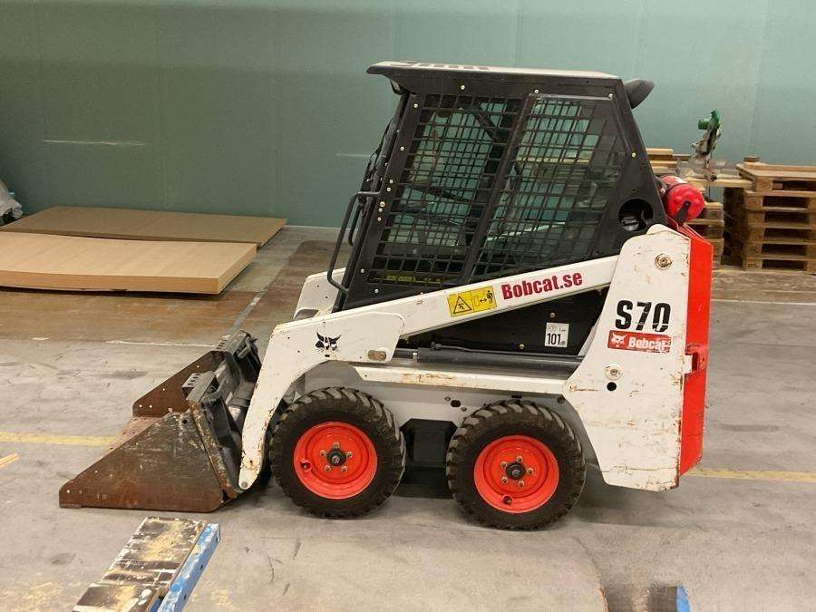2016 Bobcat S70 Skid loader - Image 4
