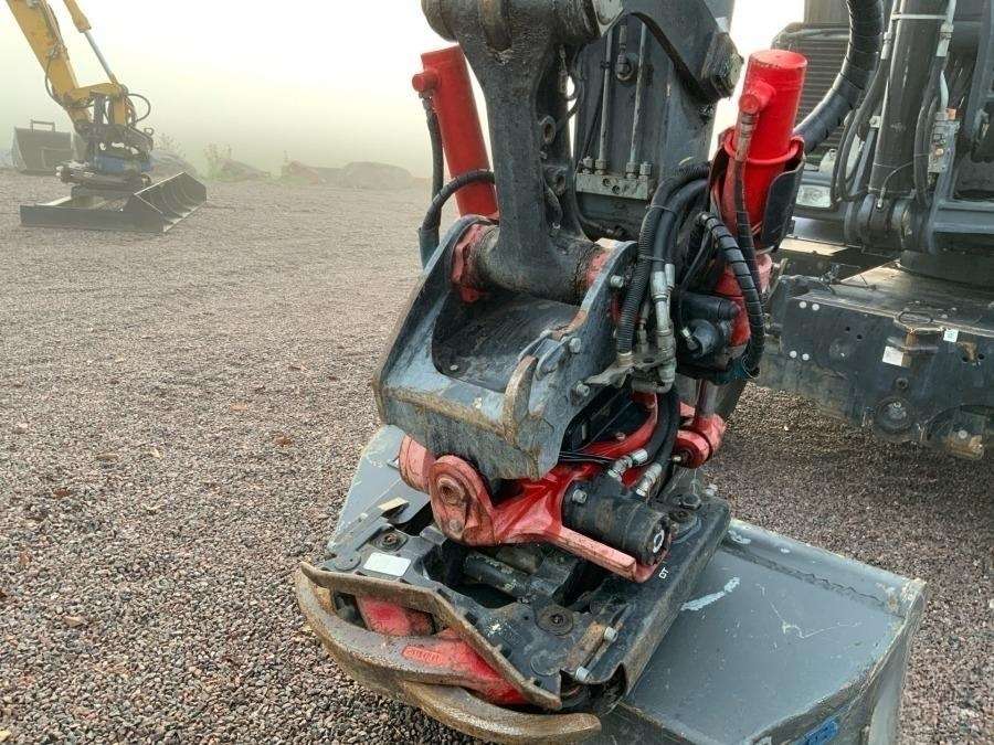 2016 Terex TW85 excavator with trailer and attachments - Image 7