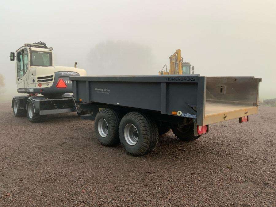 2016 Terex TW85 excavator with trailer and attachments - Image 70