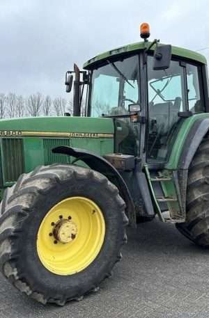1994 John Deere 6800 Tractor