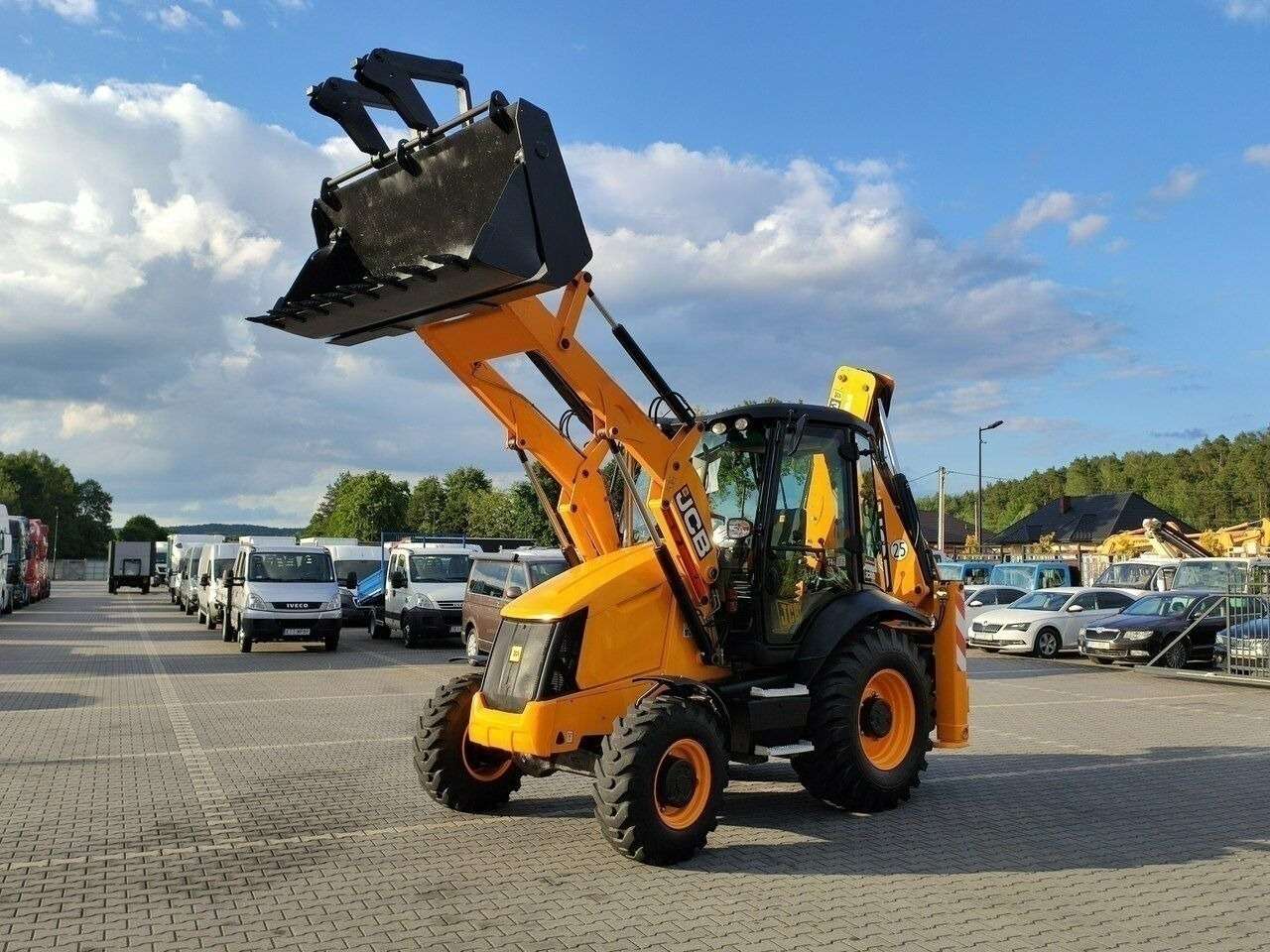 2014 JCB 3CX backhoe loader - Image 2