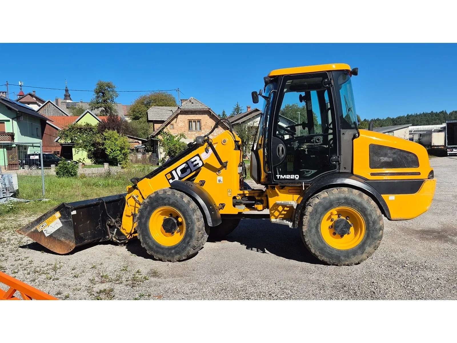 2017 JCB TCM220 T4-C Telescopic Handlers