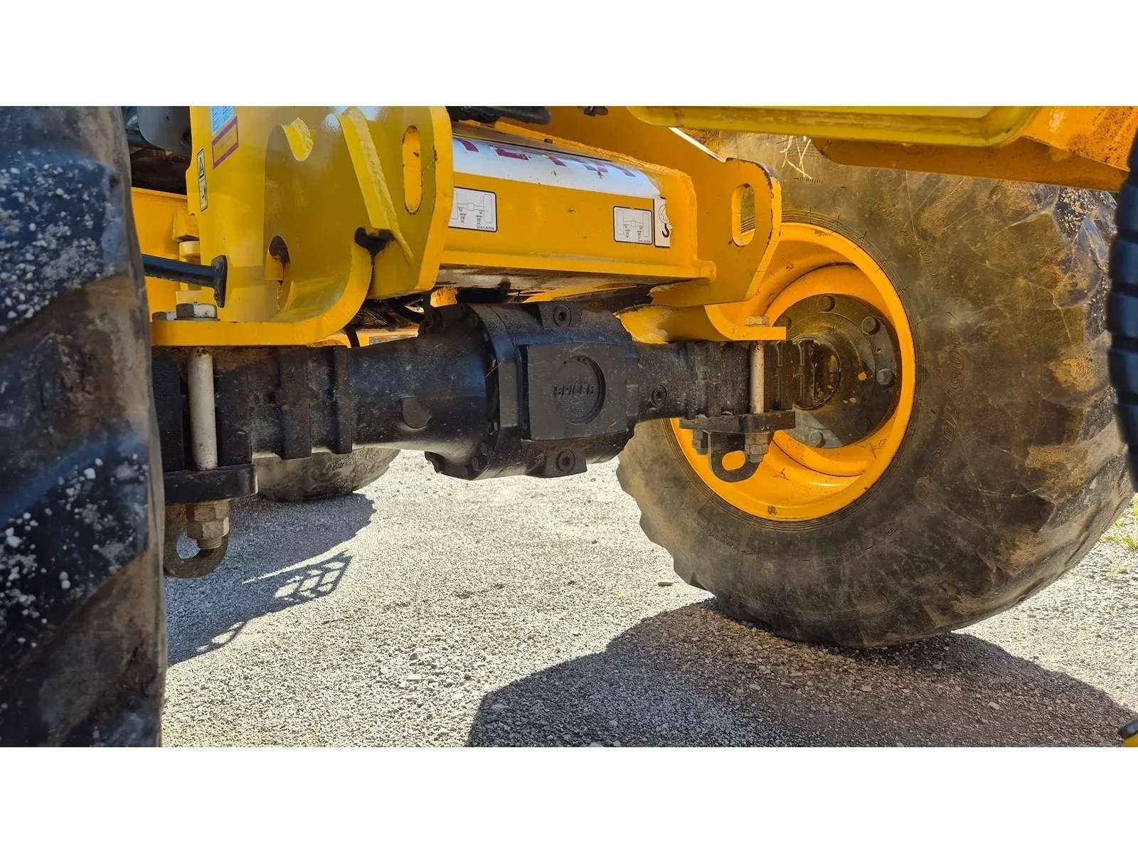 2017 JCB TCM220 T4-C Telescopic Handlers - Image 10