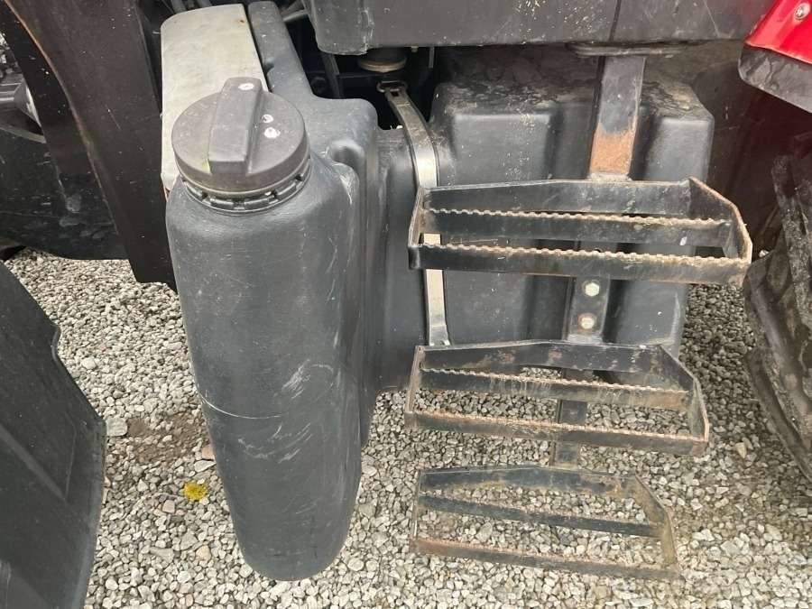 2008 Massey Ferguson 5445 Dyna-4 Tractor - Image 12