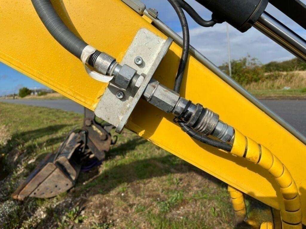 2020 Yanmar SV26 excavator with bucket package - Image 12