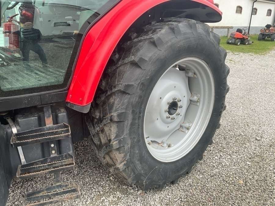 2008 Massey Ferguson 5445 Dyna-4 Tractor - Image 14
