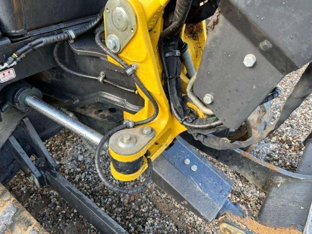 2020 Yanmar SV26 excavator with bucket package - Image 15