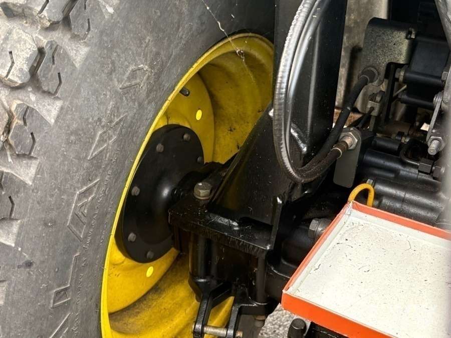 2008 John Deere 3520 Tractor - Image 22