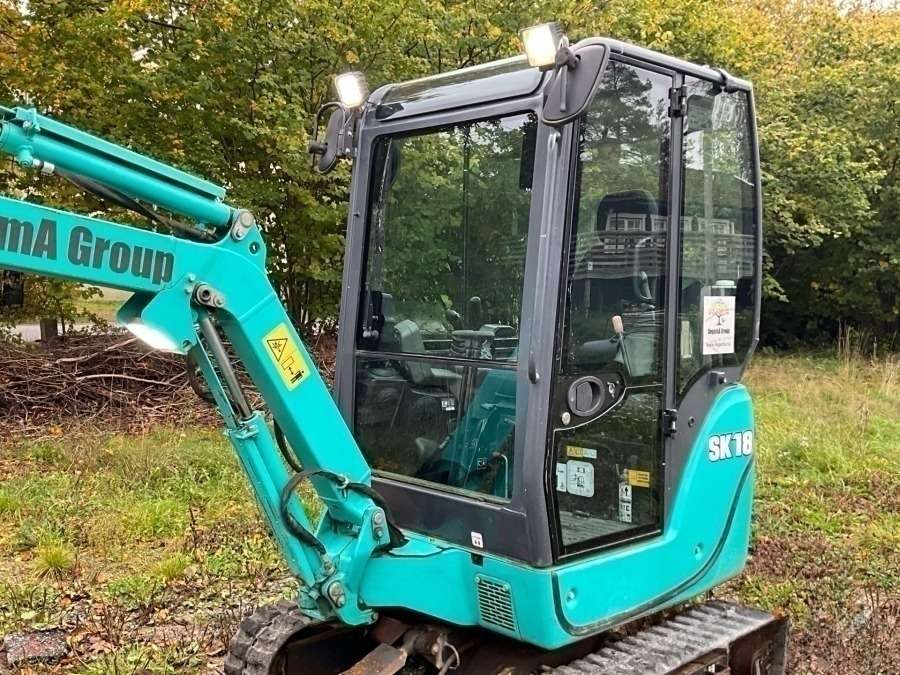 2017 Kobelco SK18 excavator with machine trailer and attachments - Image 16