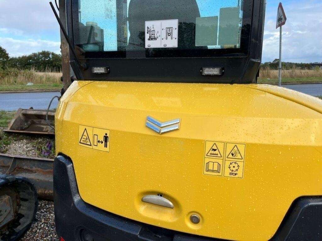 2020 Yanmar SV26 excavator with bucket package - Image 24