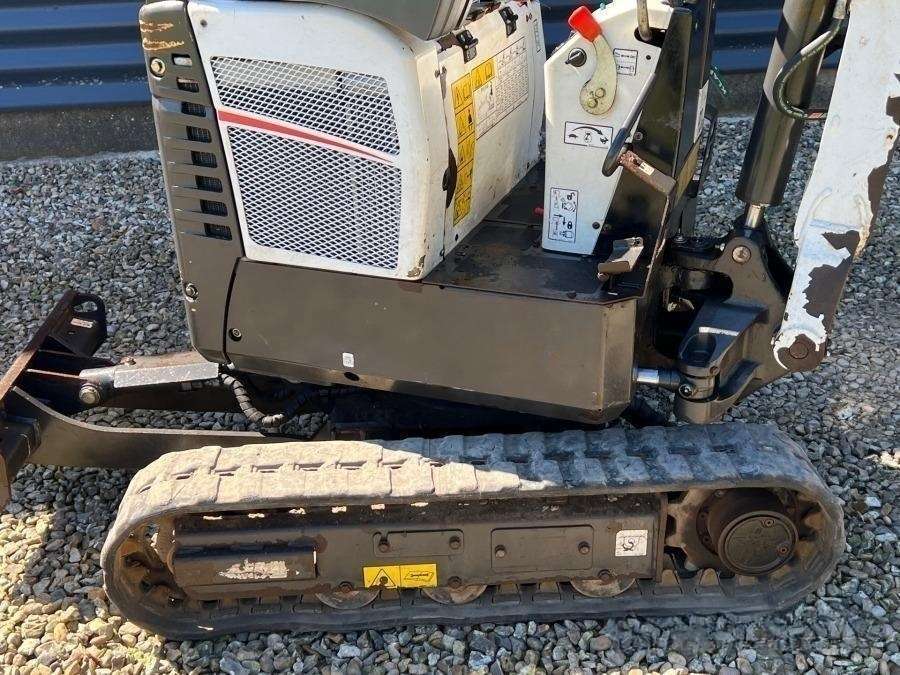 2021 Bobcat E10Z Excavator - Image 12
