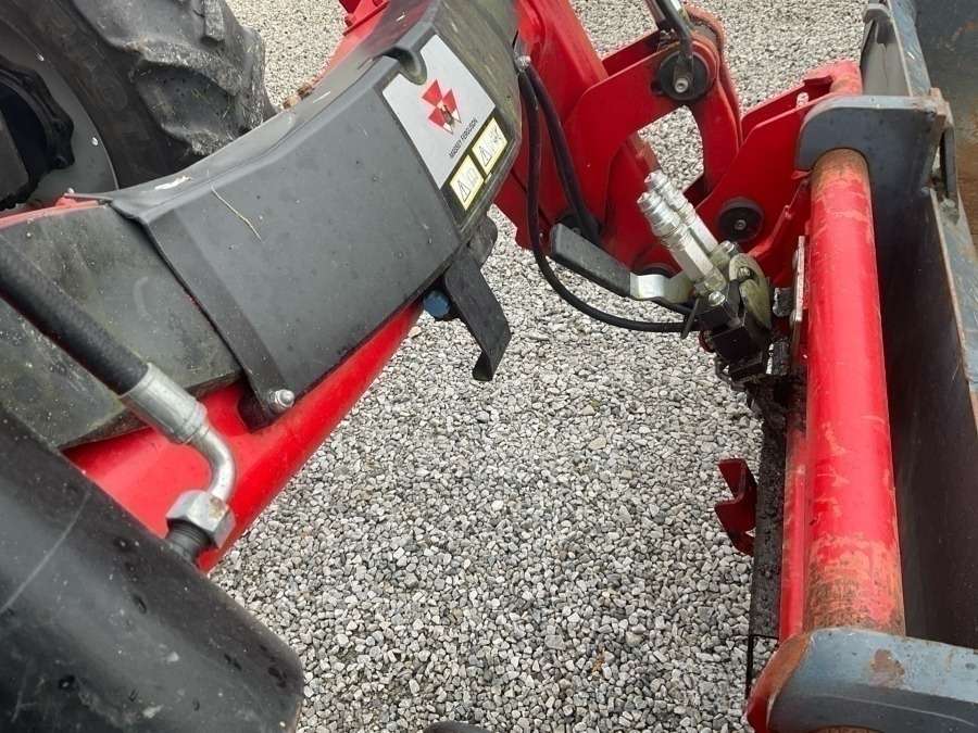 2008 Massey Ferguson 5445 Dyna-4 Tractor - Image 27