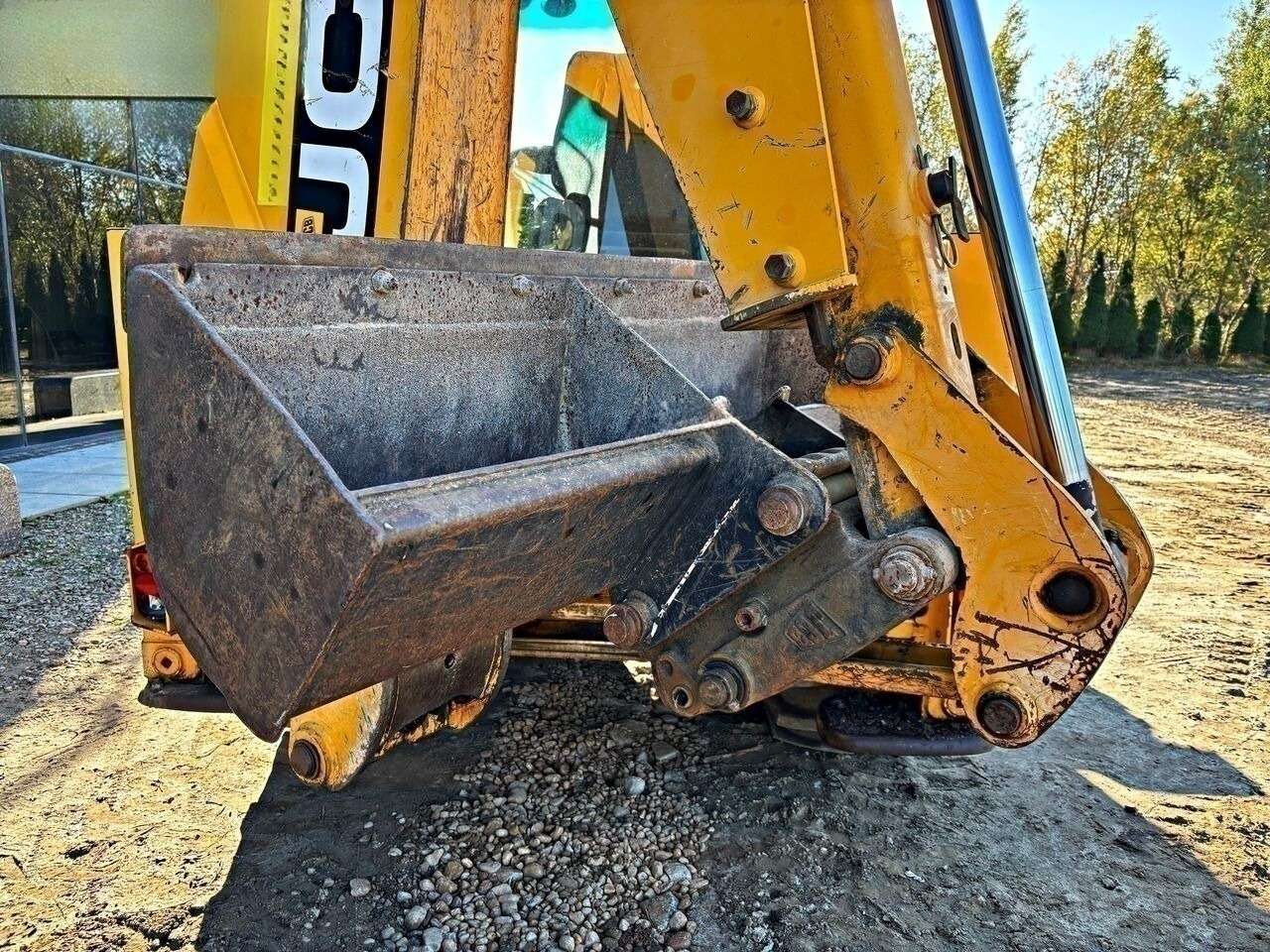 2011 JCB 3CX BACKHOE LOADER - Image 28