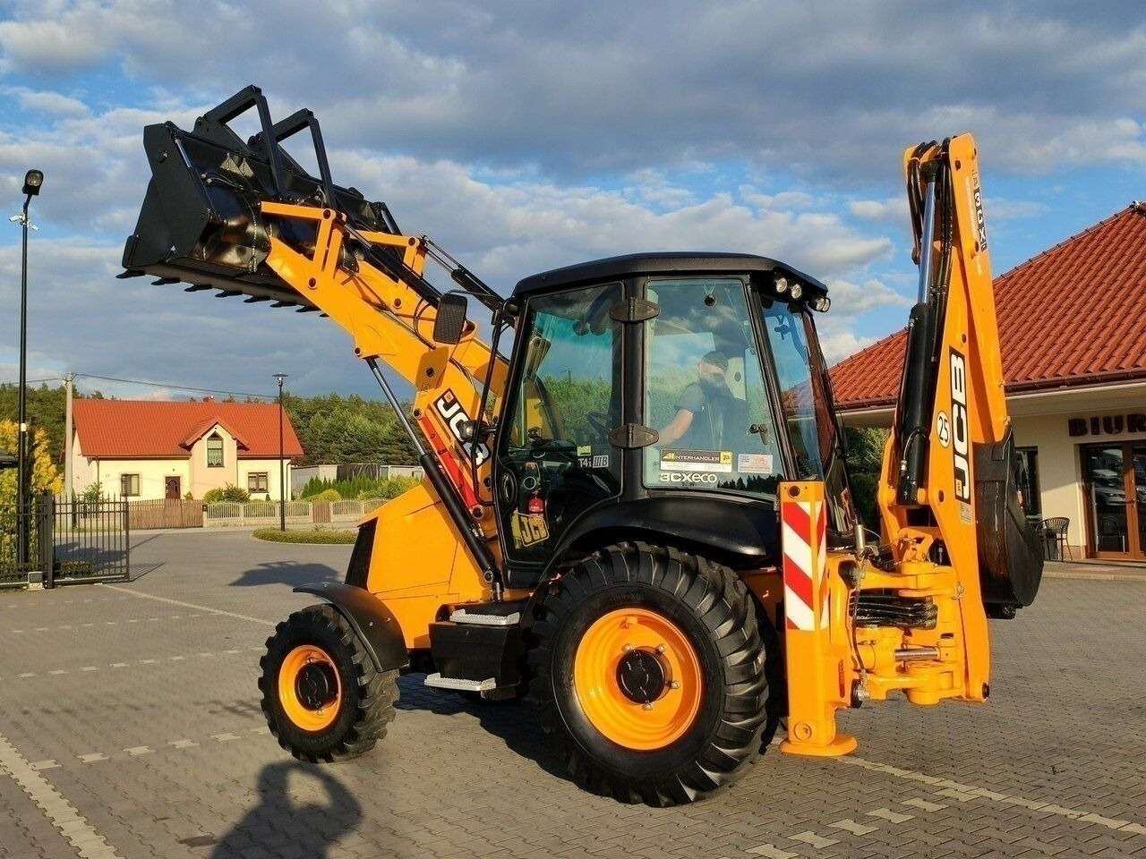 2014 JCB 3CX backhoe loader - Image 30
