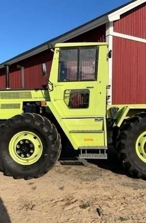 1982 Mercedes-Benz Trac 900 Turbo Tractor