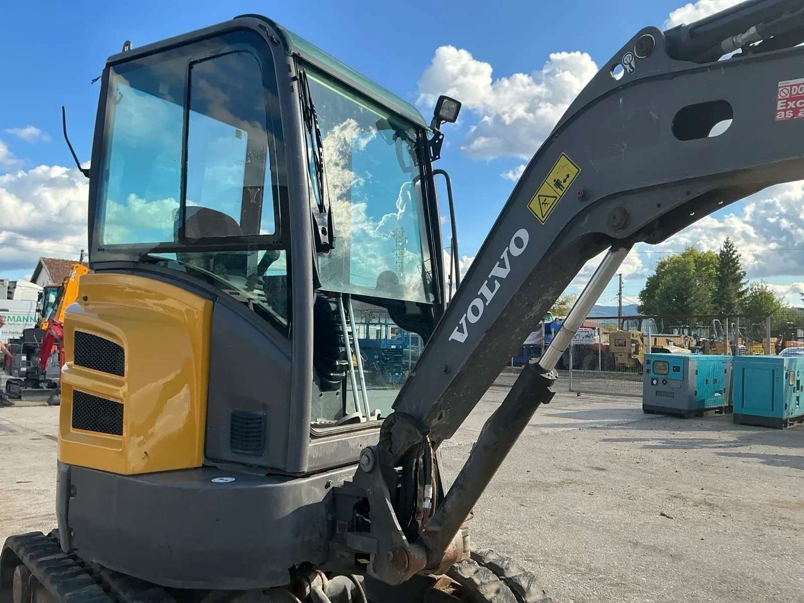 2015 Volvo ECR 25 D Mini-Excavator - Image 34