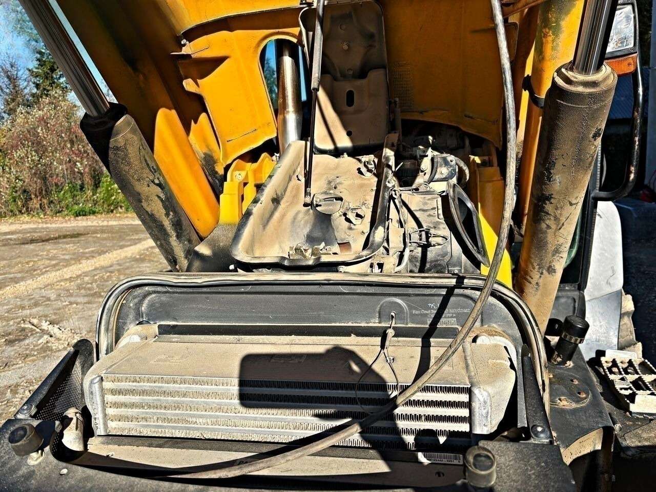 2011 JCB 3CX BACKHOE LOADER - Image 36
