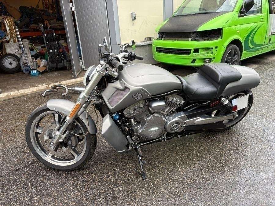 2014 Harley Davidson V-rod Muscle Motorcycle - Image 33