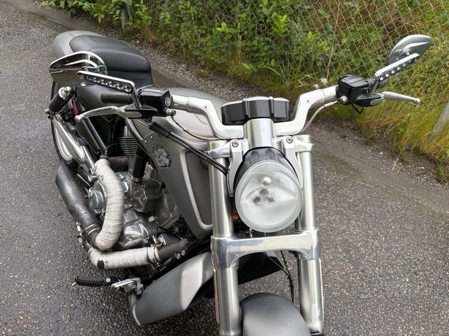 2014 Harley Davidson V-rod Muscle Motorcycle - Image 36