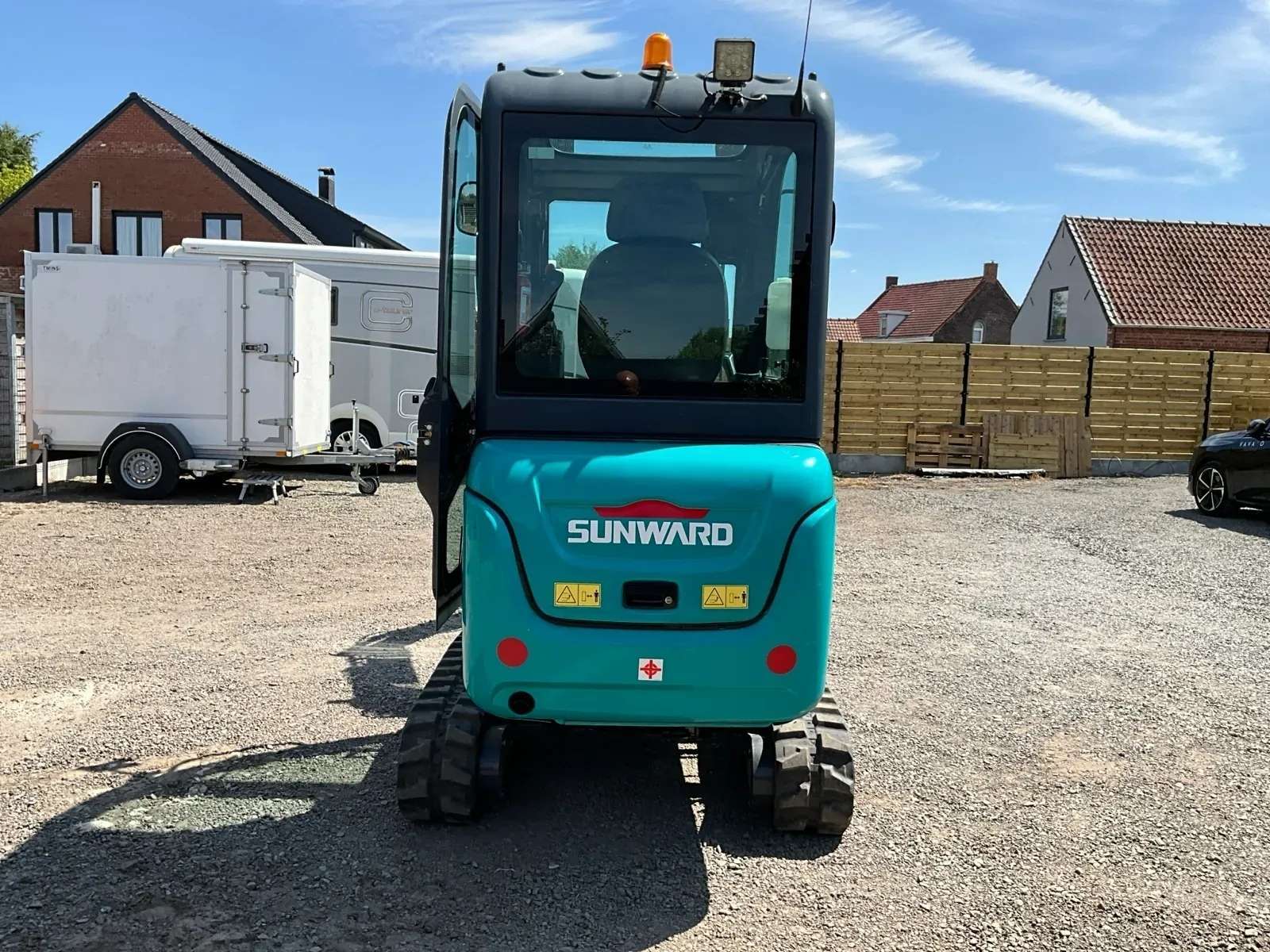 2022 Sunward SWE20F Mini Excavator - Image 5