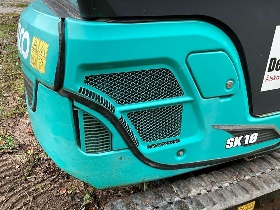 2017 Kobelco SK18 excavator with machine trailer and attachments - Image 35