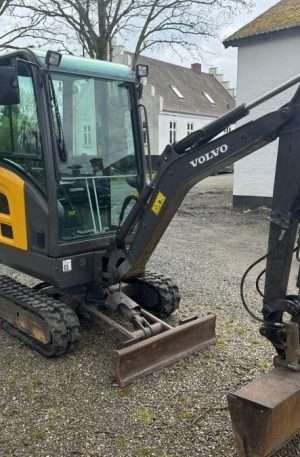 2016 Volvo EC18D Excavator