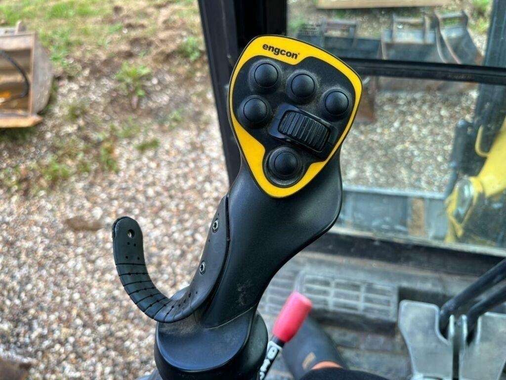 2020 Yanmar SV26 excavator with bucket package - Image 42