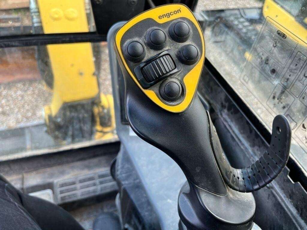 2020 Yanmar SV26 excavator with bucket package - Image 43