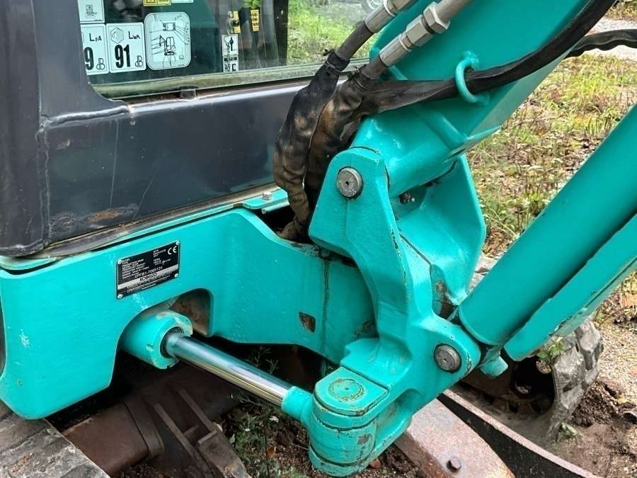 2017 Kobelco SK18 excavator with machine trailer and attachments - Image 43