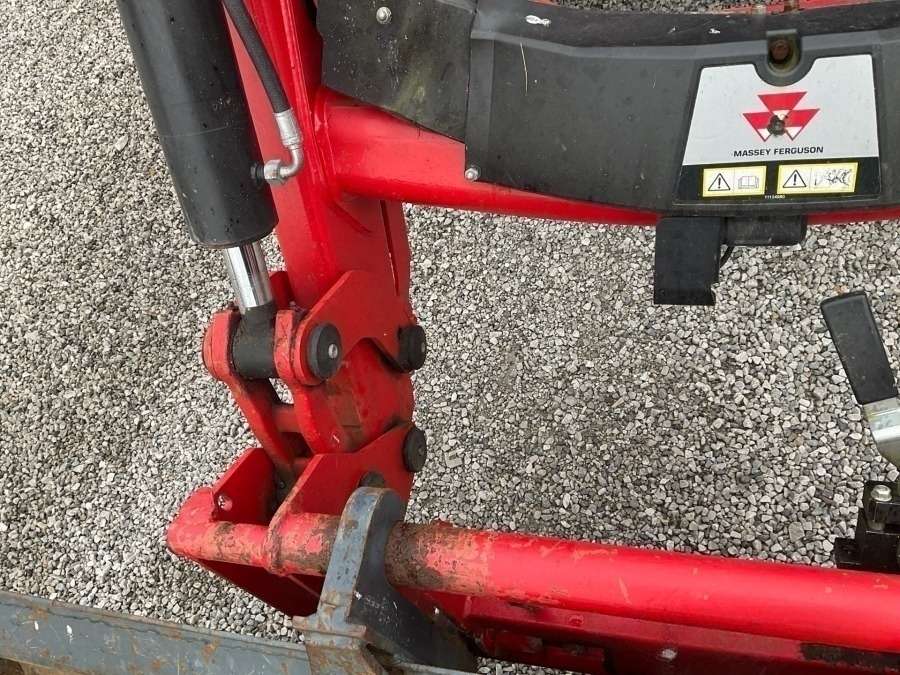 2008 Massey Ferguson 5445 Dyna-4 Tractor - Image 6